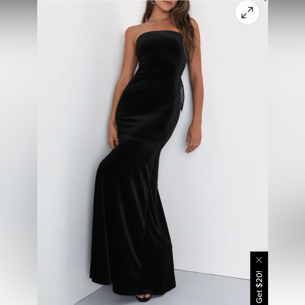 Black velvet strapless dress